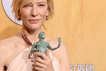 Cate Blanchett cartonne aux SAG et Golden Globes